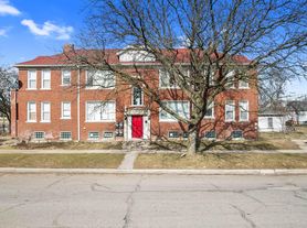 5032 W Boston Blvd, Detroit, MI