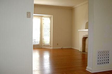 1000 Orlando living rm_03032015