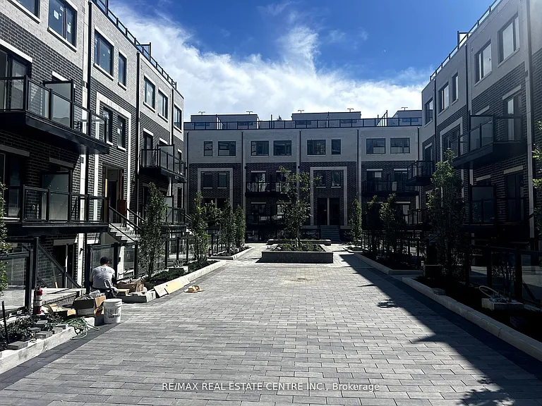 3425 Sheppard Ave E #307 — Photo 2