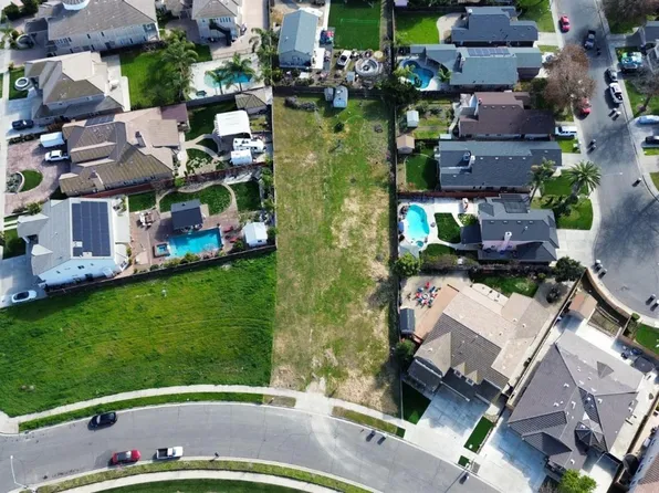 2900 Canyon Falls Dr, Modesto, CA 95351