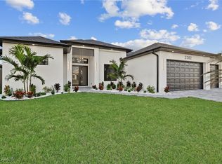 2302 SW 16th Ter, Cape Coral, FL 33991