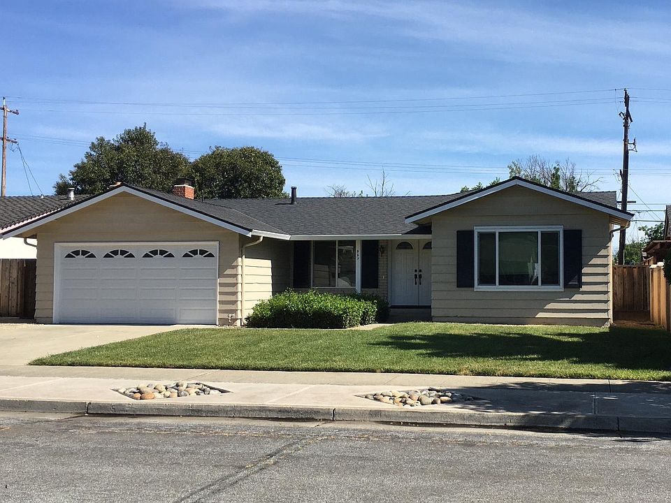 1st image of 927 Wren Dr