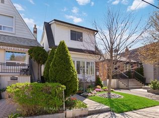 79 King Edward Ave, Toronto, ON M4C5J5