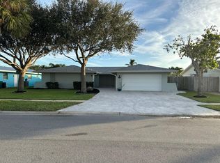 424 Saint Georges Ct, Satellite Beach, FL 32937