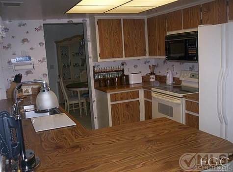 3rd image of 1393 Sourwood Ct