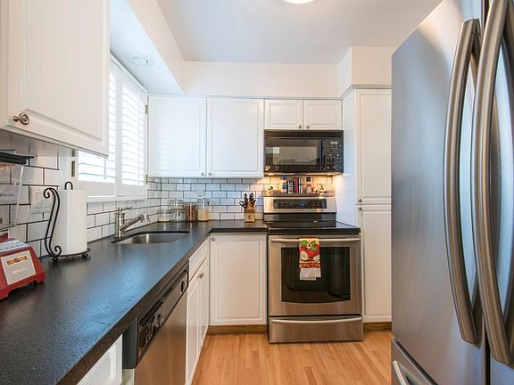 2nd image of 845 Highland Ave APT 5