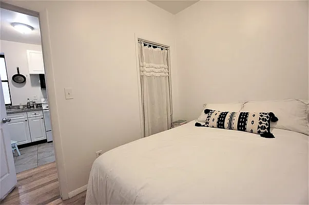 Rented by Compass | media 15