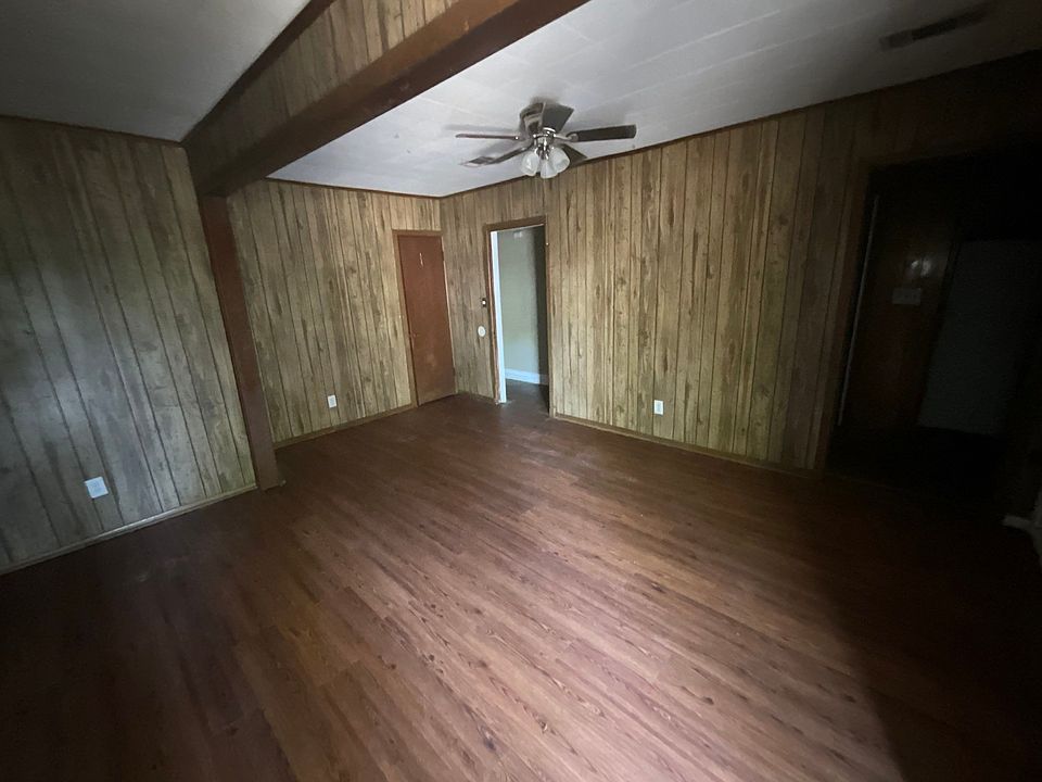 1st image of 826 W McDowell Rd