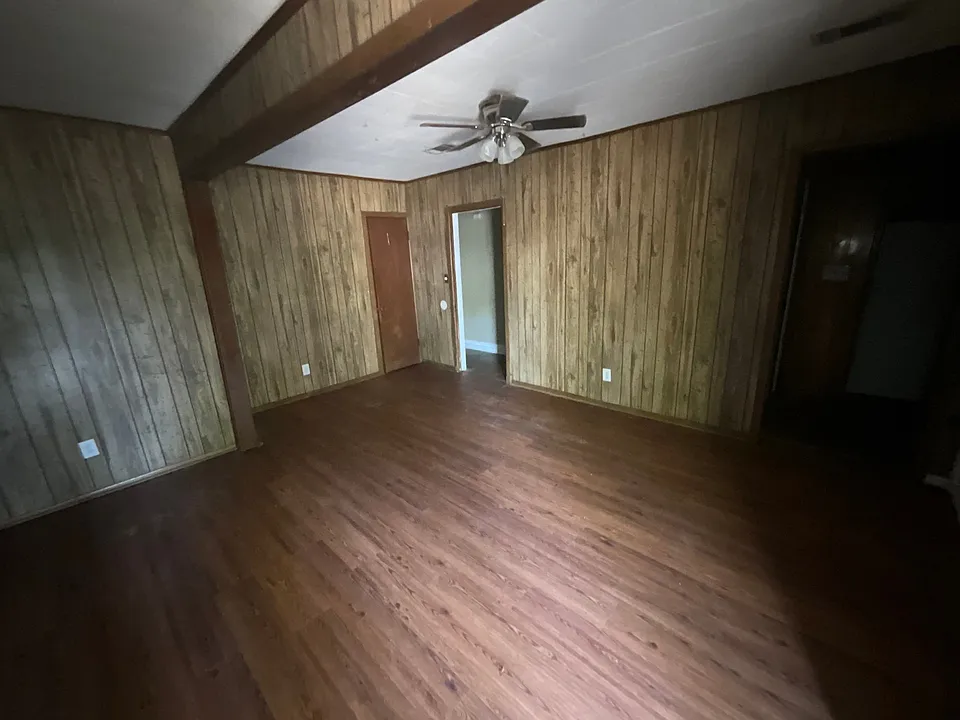 826 W McDowell Rd