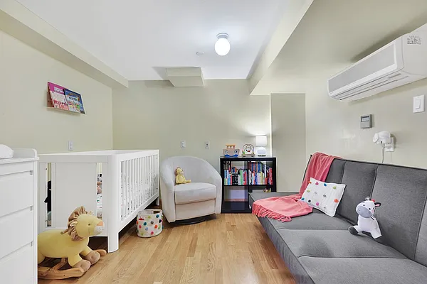 Sold by Cooper & Cooper Real Estate | media 6