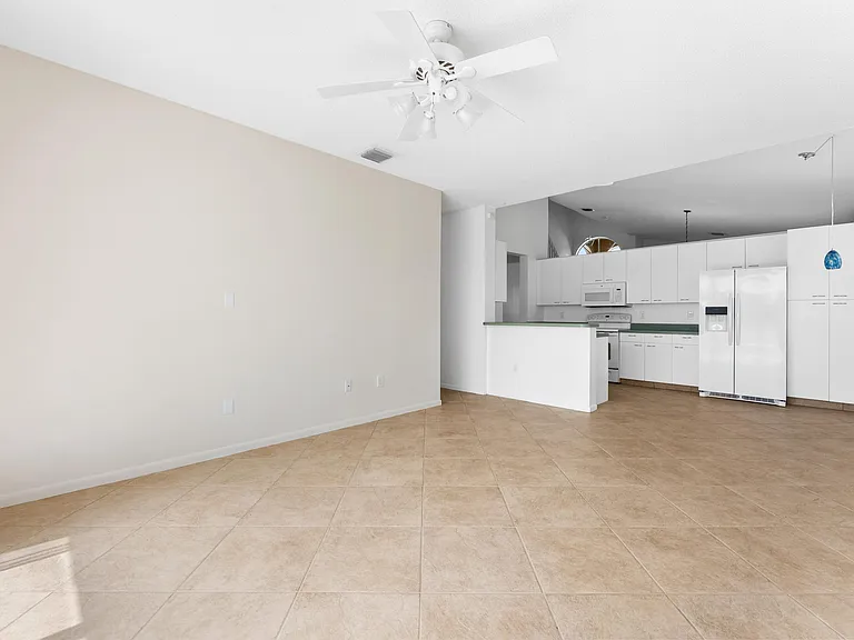 15350 NW 6th Ct — Photo 13