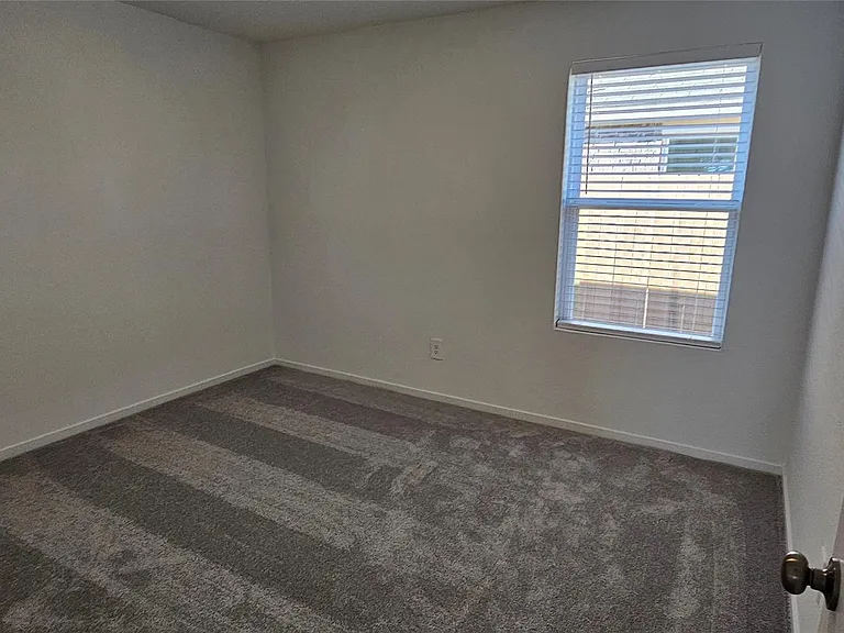 722 Falling Cave Dr — Photo 19