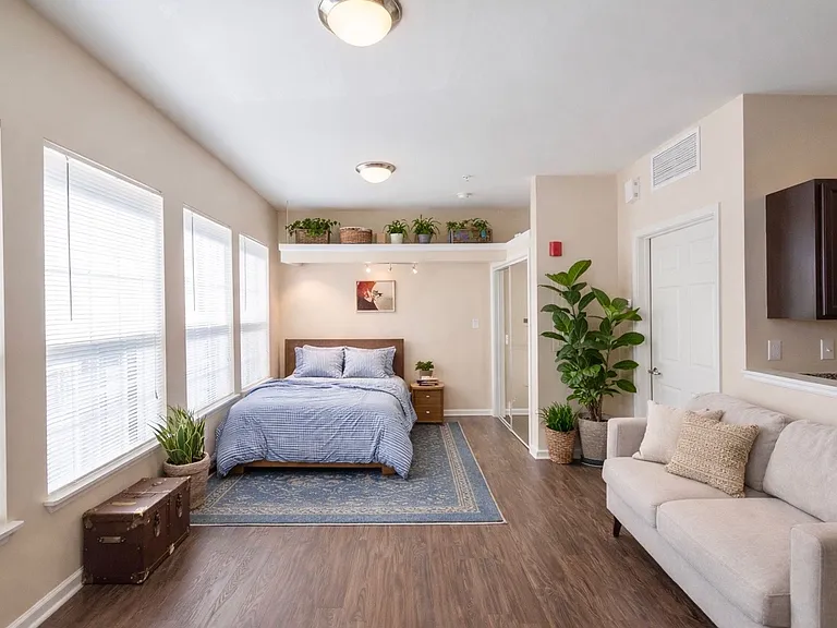 The Gateway Apartments — Photo 6