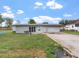 480 High St, Prairie Home, MO 65068