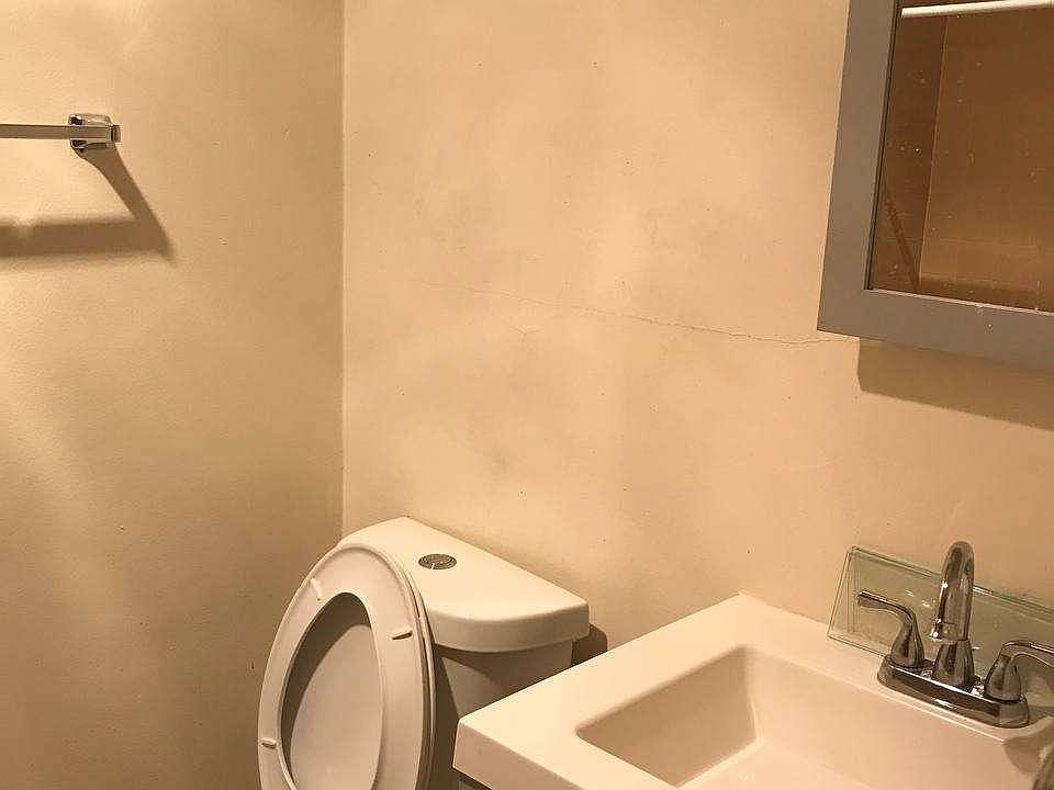 1st image of 1129 Georgia St SE APT B