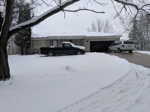 1330 Trio Hill Rd, Lakeville, MI 48367