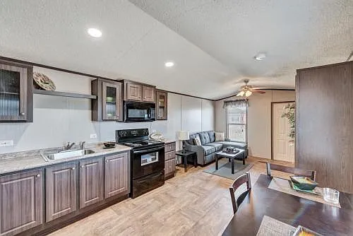 1 bed, 465 sqft, $975 — Photo 2