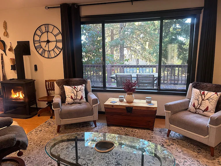 Via Casa — Photo 3