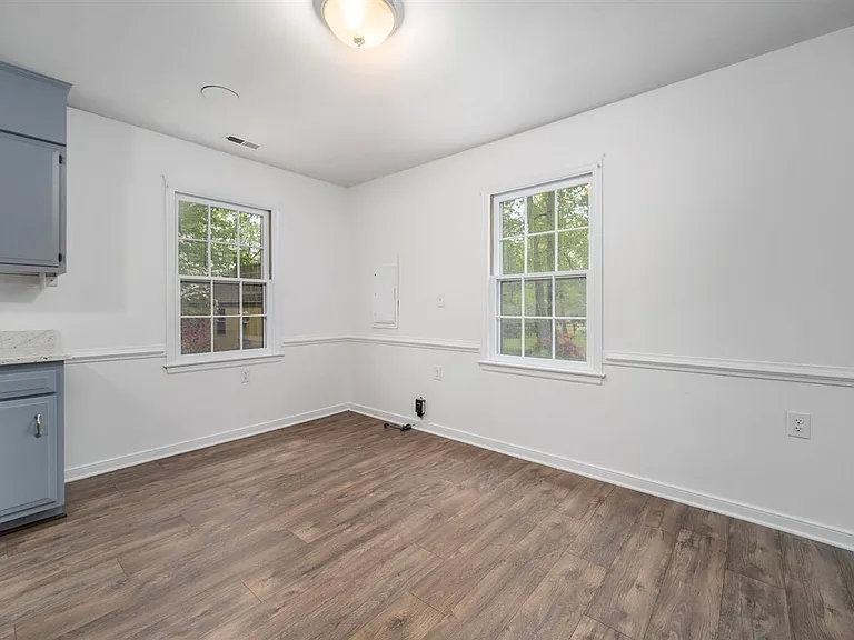 9201 Rattlesnake Rd — Photo 10