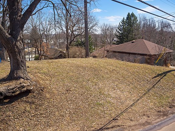 4th image of 423 Wildwood Ave