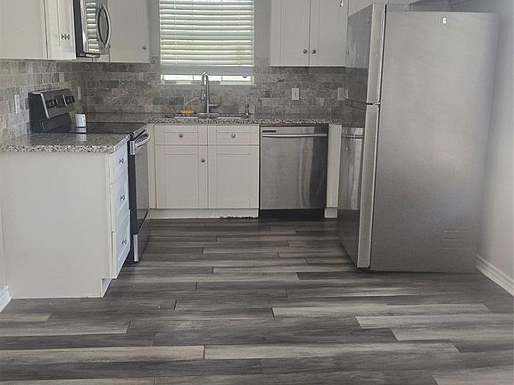 3rd image of 3810 Chanterway St