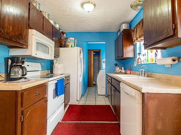 5th image of 5424 S Missouri St