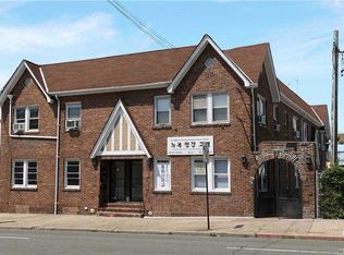 45-13 Little Neck Pkwy #A, Little Neck, NY 11362