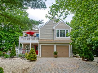 10 Tahoe Ln, Manahawkin, NJ 08050