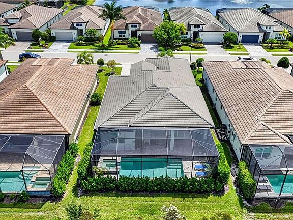 2nd image of 3754 Sapphire Cove CIR