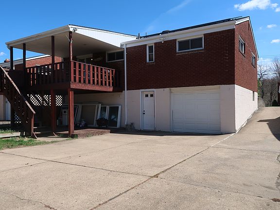 2nd image of 548 Lebanon Manor Dr