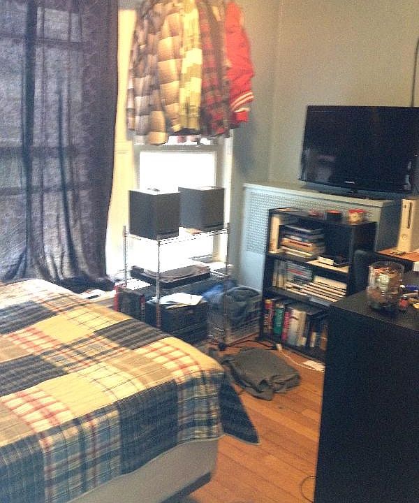 2nd image of 879 Beacon St #Jc53