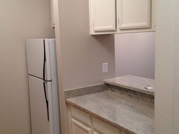 2nd image of 50 N San Mateo Dr APT 116