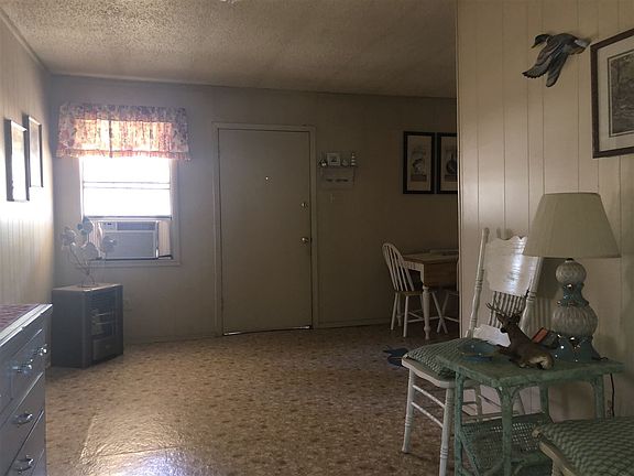 5th image of 440 Driftwood Ct
