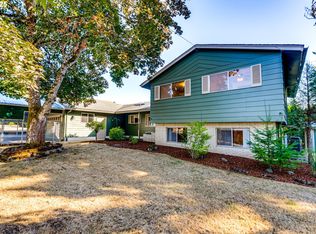 19560 SW Madeline St, Beaverton, OR 97078