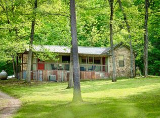 996 Pinewood Ln, Mountain View, AR 72560