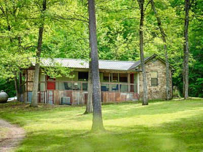 996 Pinewood Ln, Mountain View, AR, 72560