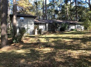 138 John C Rogers Dr, Center, TX 75935