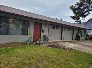 237 SE Clay St APT 1, Dallas, OR 97338