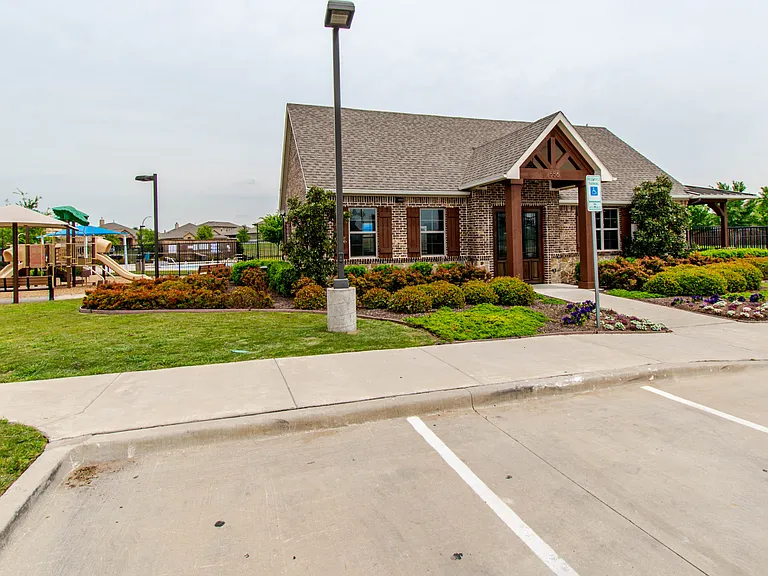 1140 Victory Bells Dr — Photo 32