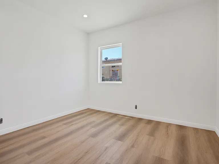 1412 1/2 N Hazard Ave #A — Photo 5