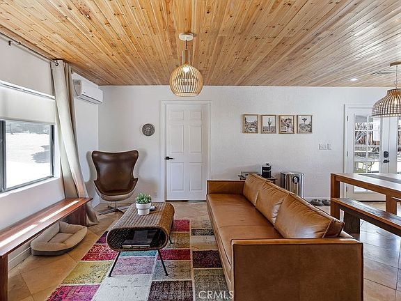 5th image of 61680 Valley View Dr