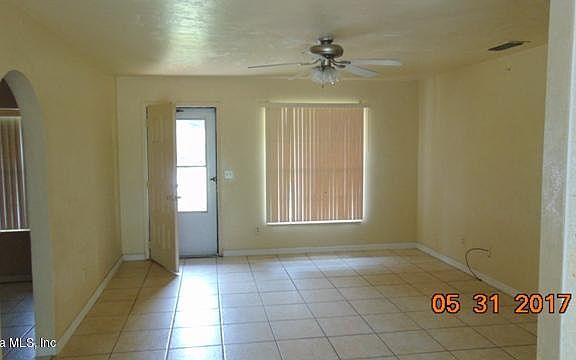 3rd image of 2629 NW 44th Pl