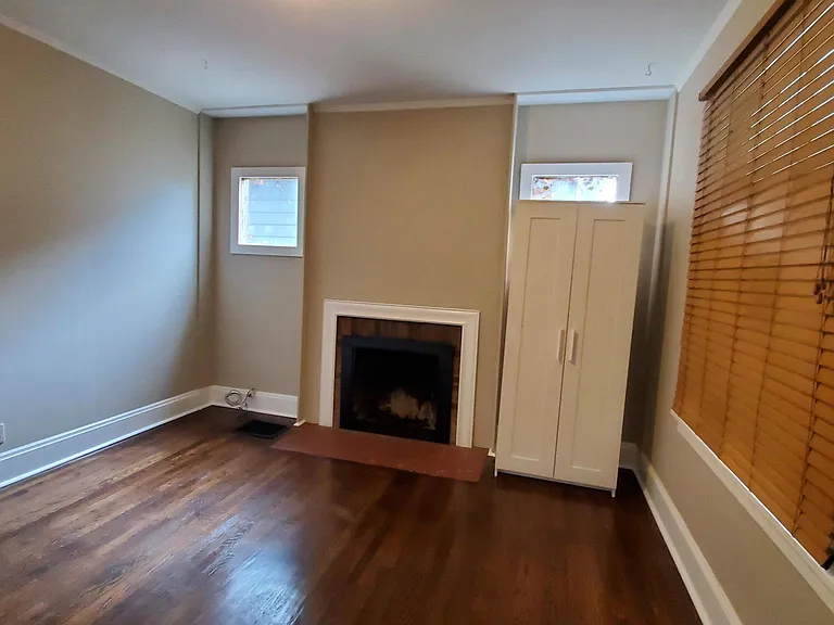 703 Riddle Rd — Photo 5