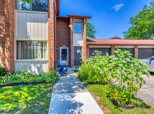33621 Pondview Cir #99, Livonia, MI 48152