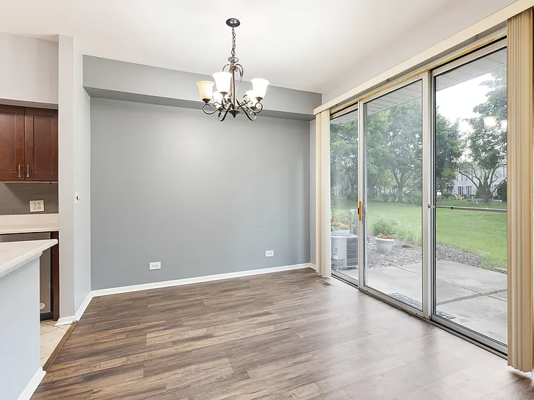 1175 Regency Dr — Photo 6