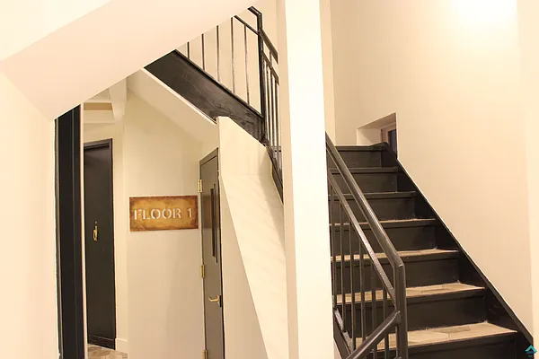 Rented by EXR | media 20