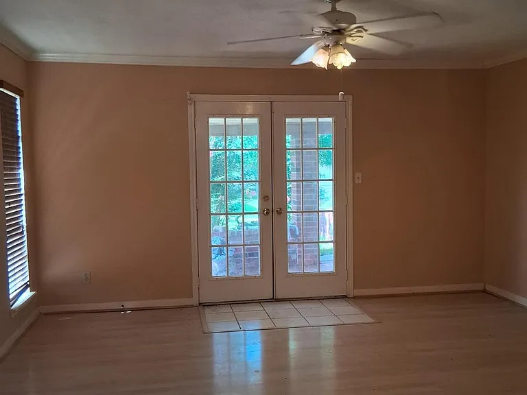 12323 W Bellfort St — Photo 11
