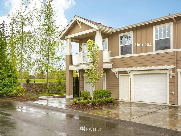 22621 NE Alder Crest Dr — Photo 1
