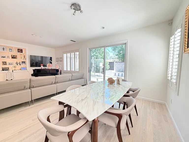 3703 Abby Ct — Photo 13