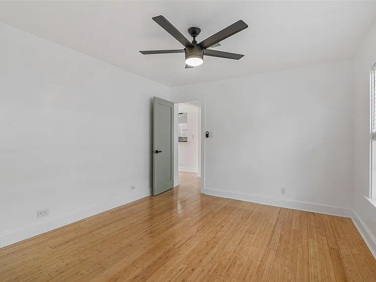 320 Coronado St #A — Photo 15
